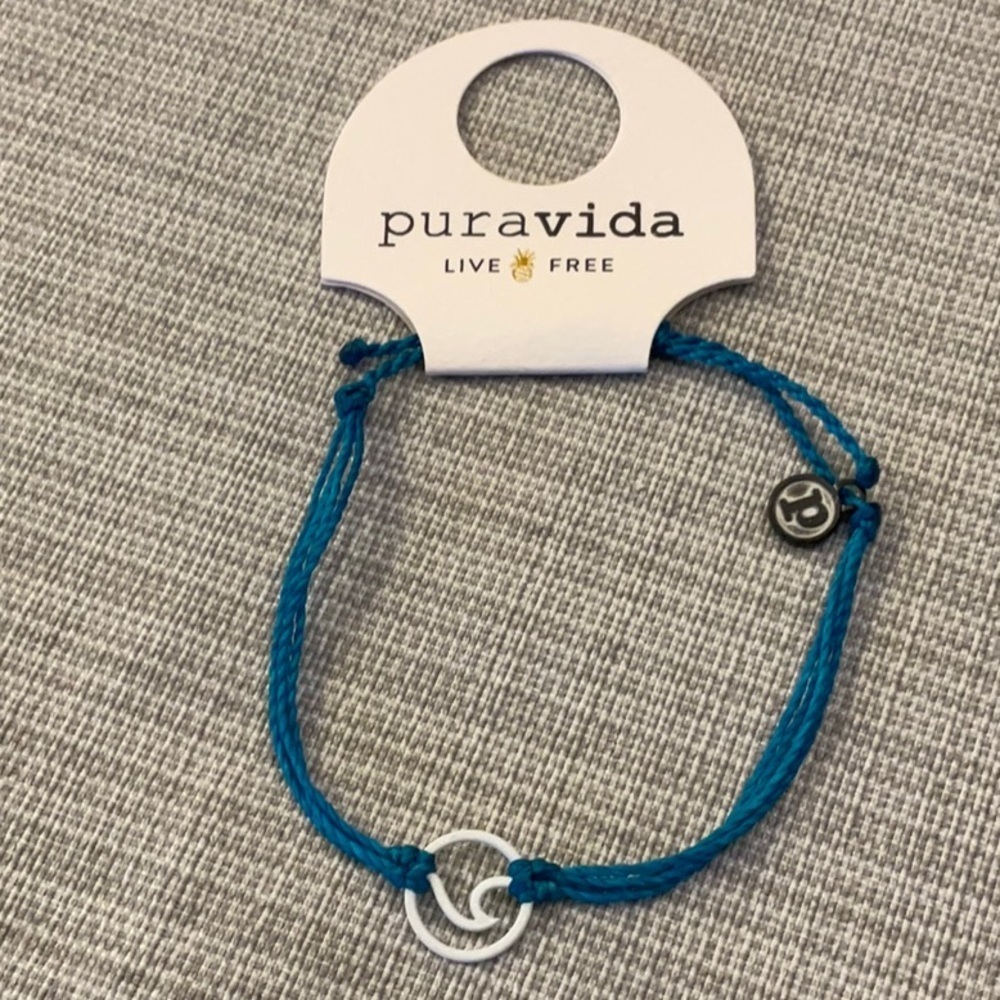 Puravida Enamel Wave White Braclet 10$
